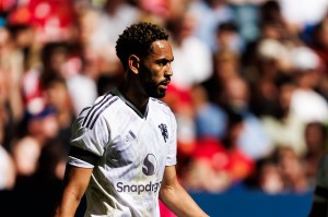 小吧译言家|超两亿重塑锋线，红魔新三叉戟真能碰撞出激情火花吗